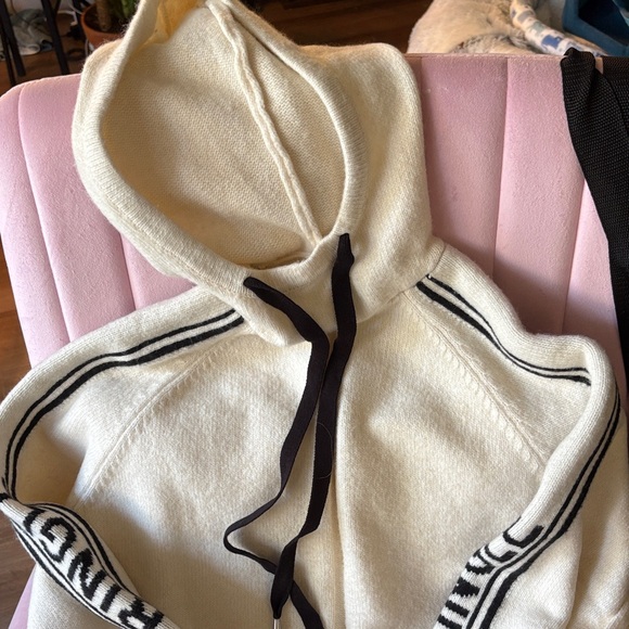 Pringle Cream and Black Turtleneck Sweater - Picture 3 of 4